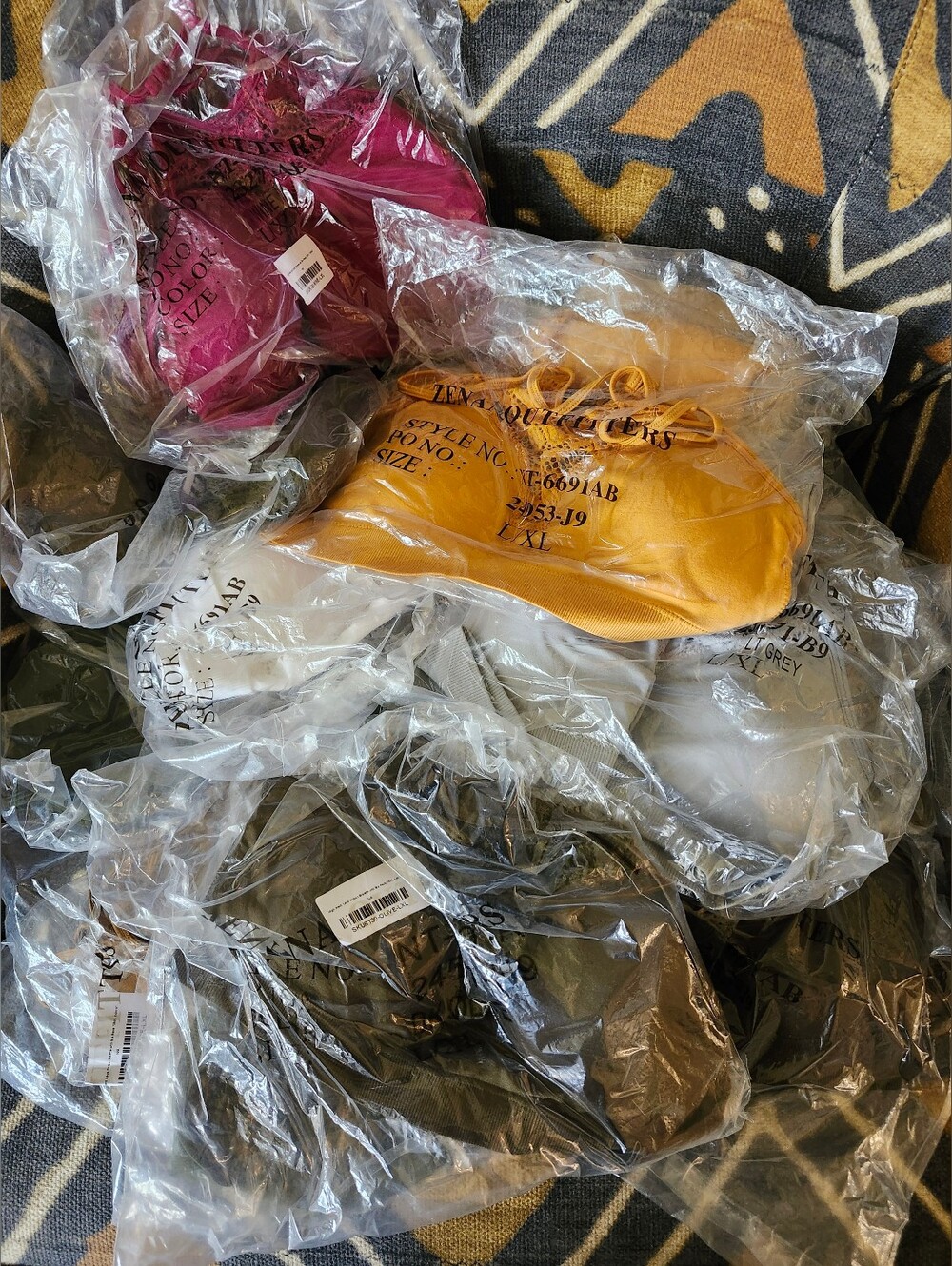 🥰Mystery NWT Zenana Mystery Bralette L/XL Very Stretchy - Picture 2 of 2